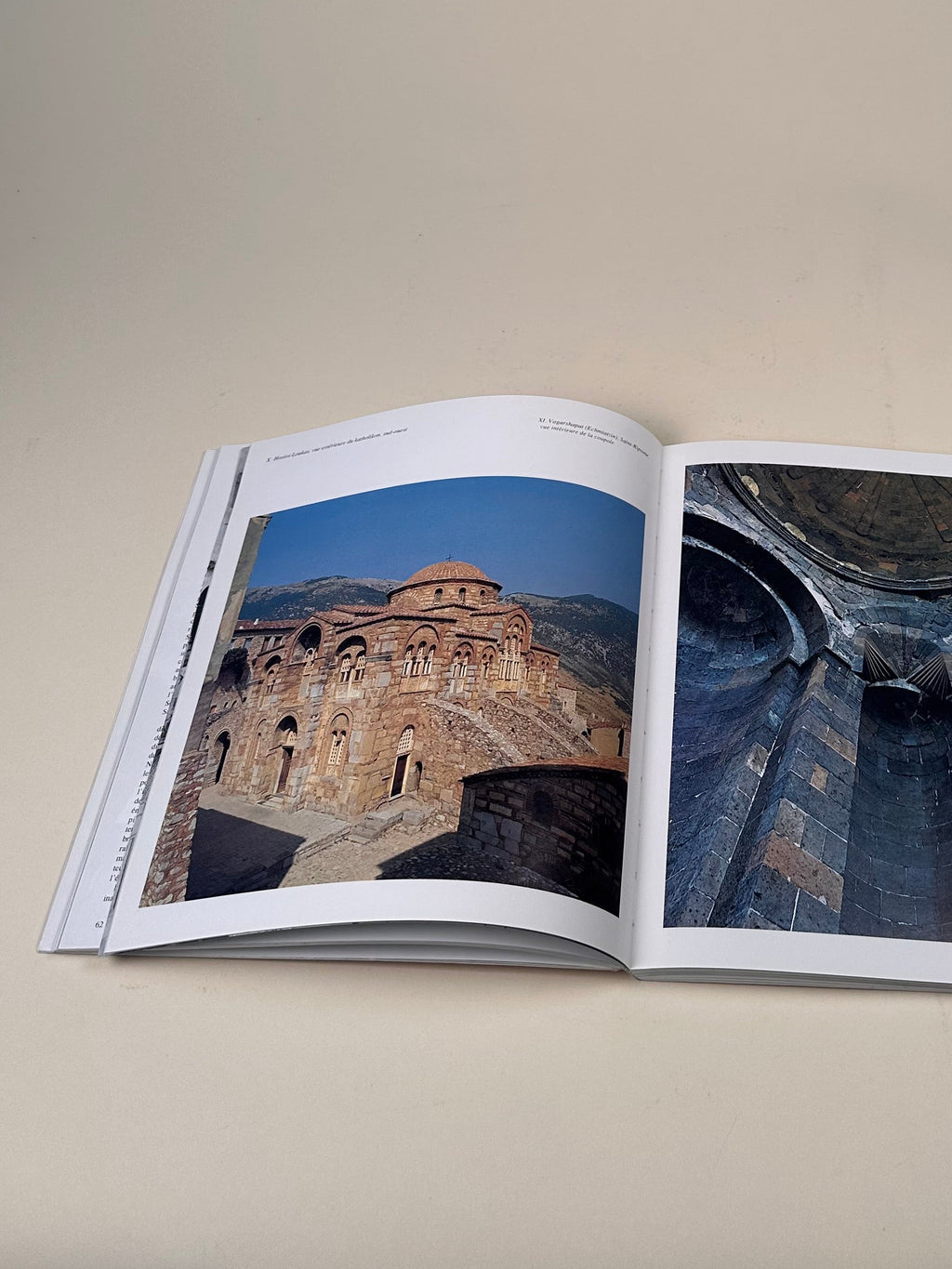 Livre sur l’architecture byzantine par Cyril Mango, 1993