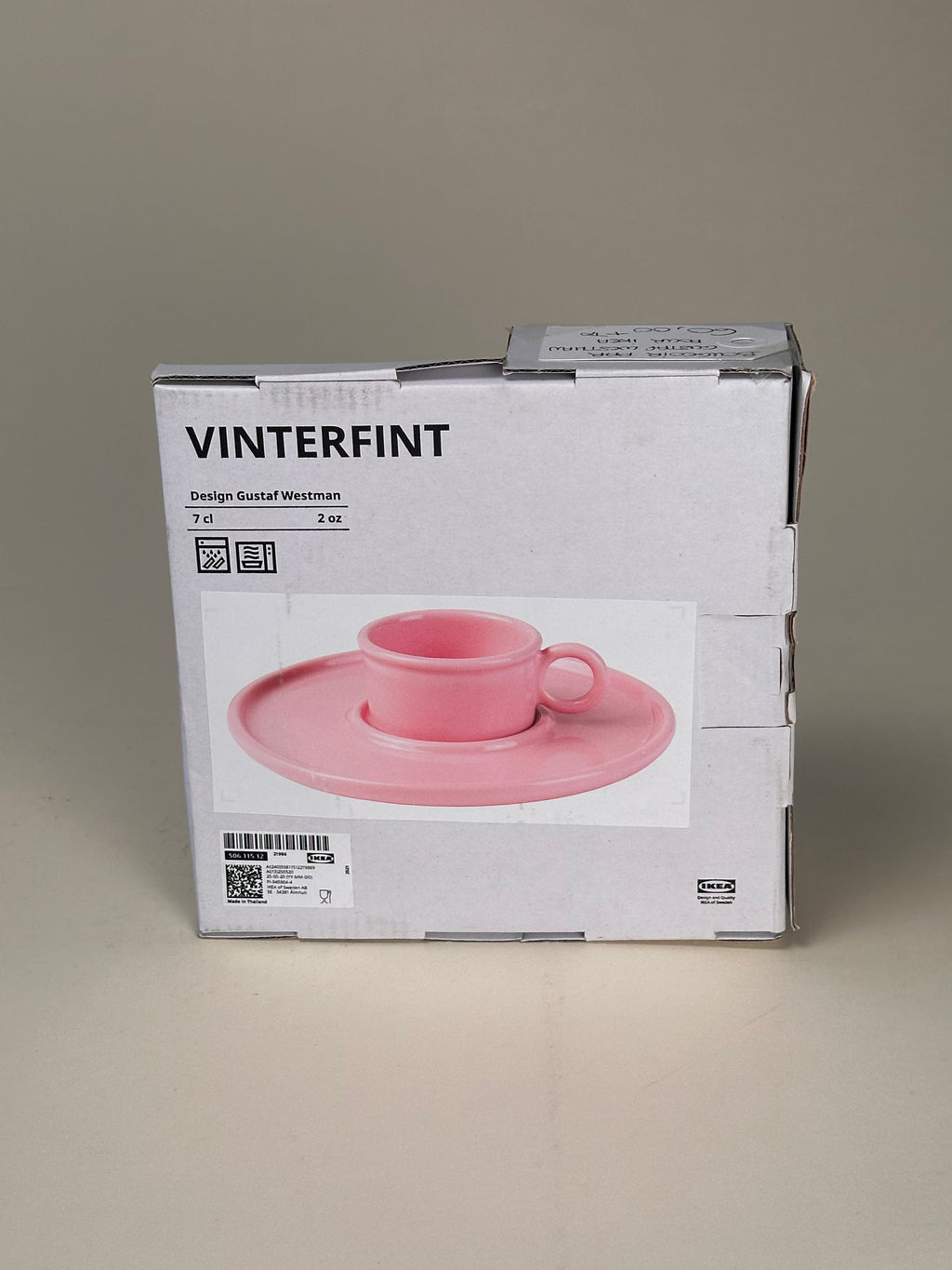 Tasse et soucoupe par Gustaf Westman pour Ikea, fait en céramique