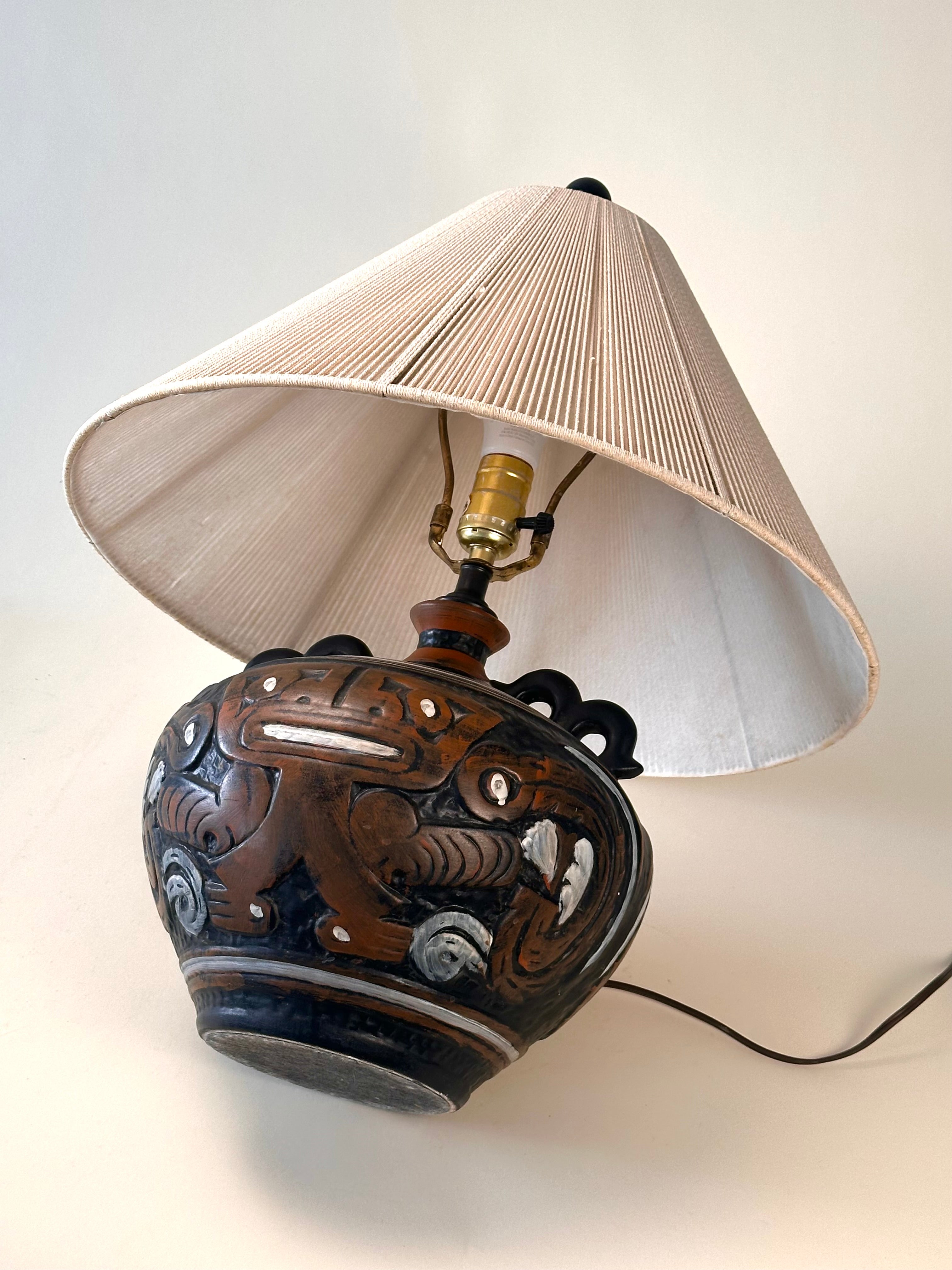 Lampe de table tiki mayan