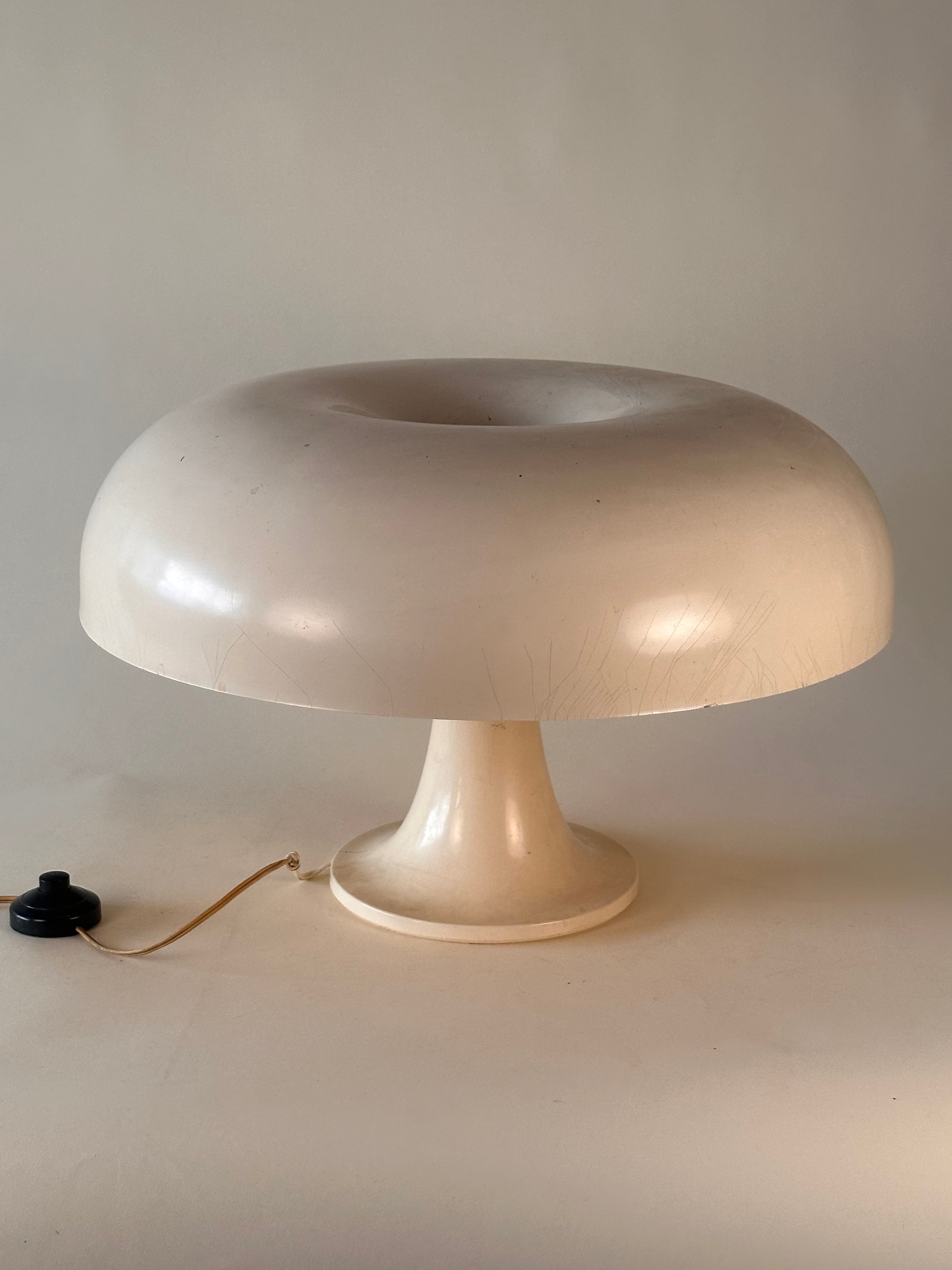 Lampe de table "Nesso" par Giancarlo Mattioli pour Artemide