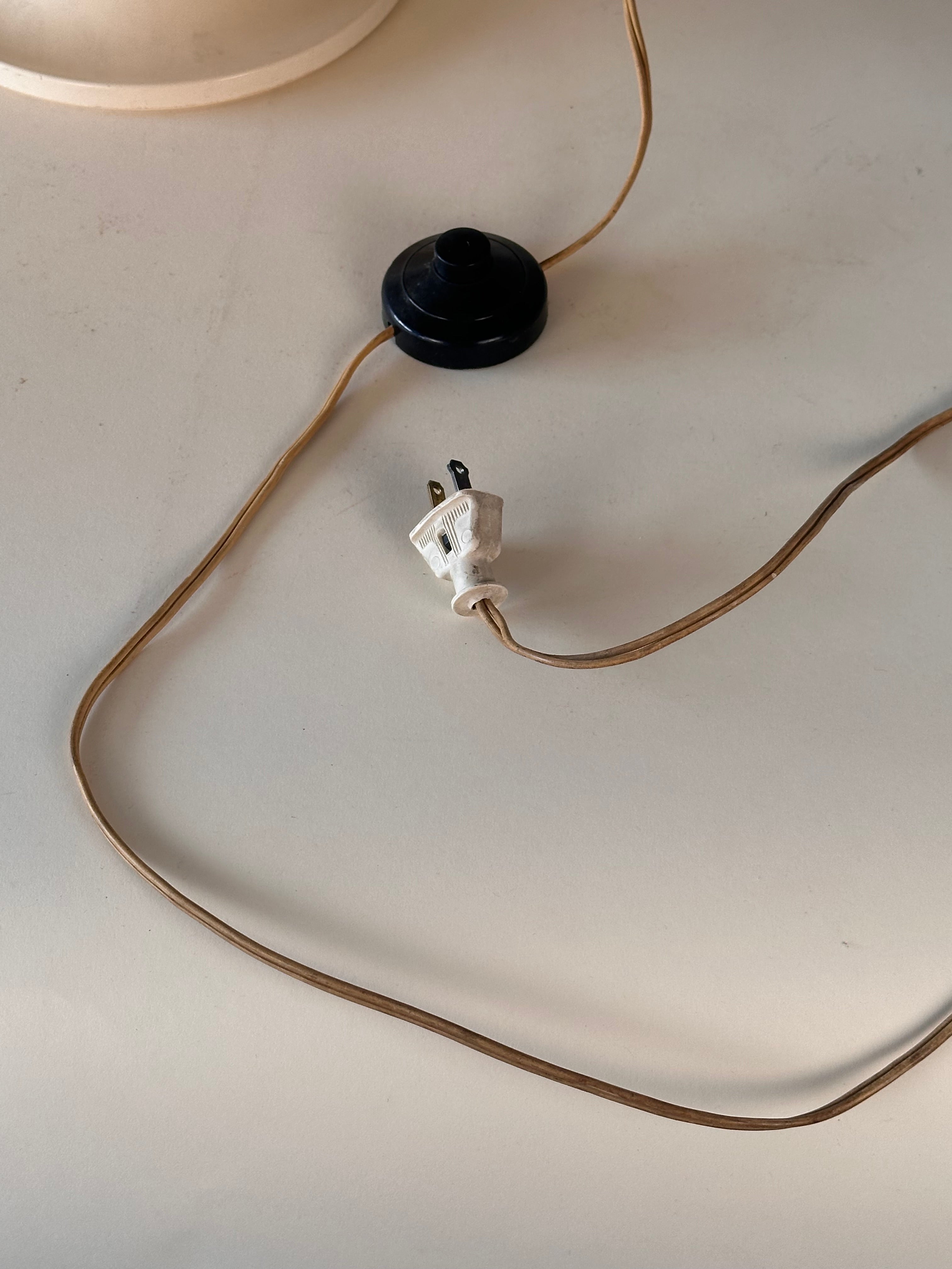 Lampe de table "Nesso" par Giancarlo Mattioli pour Artemide