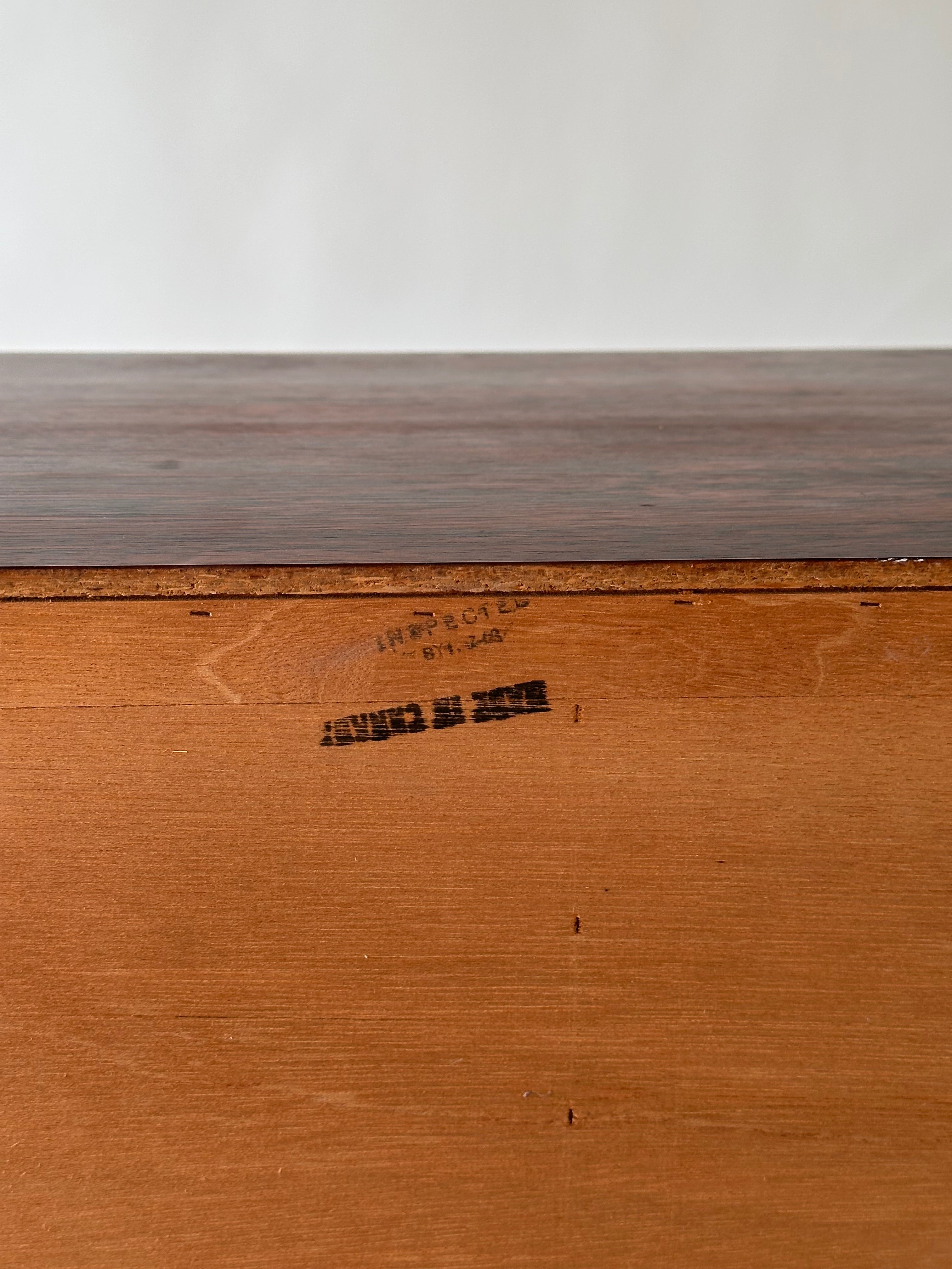 Commode en bois de rose brésilien, fait au Canada