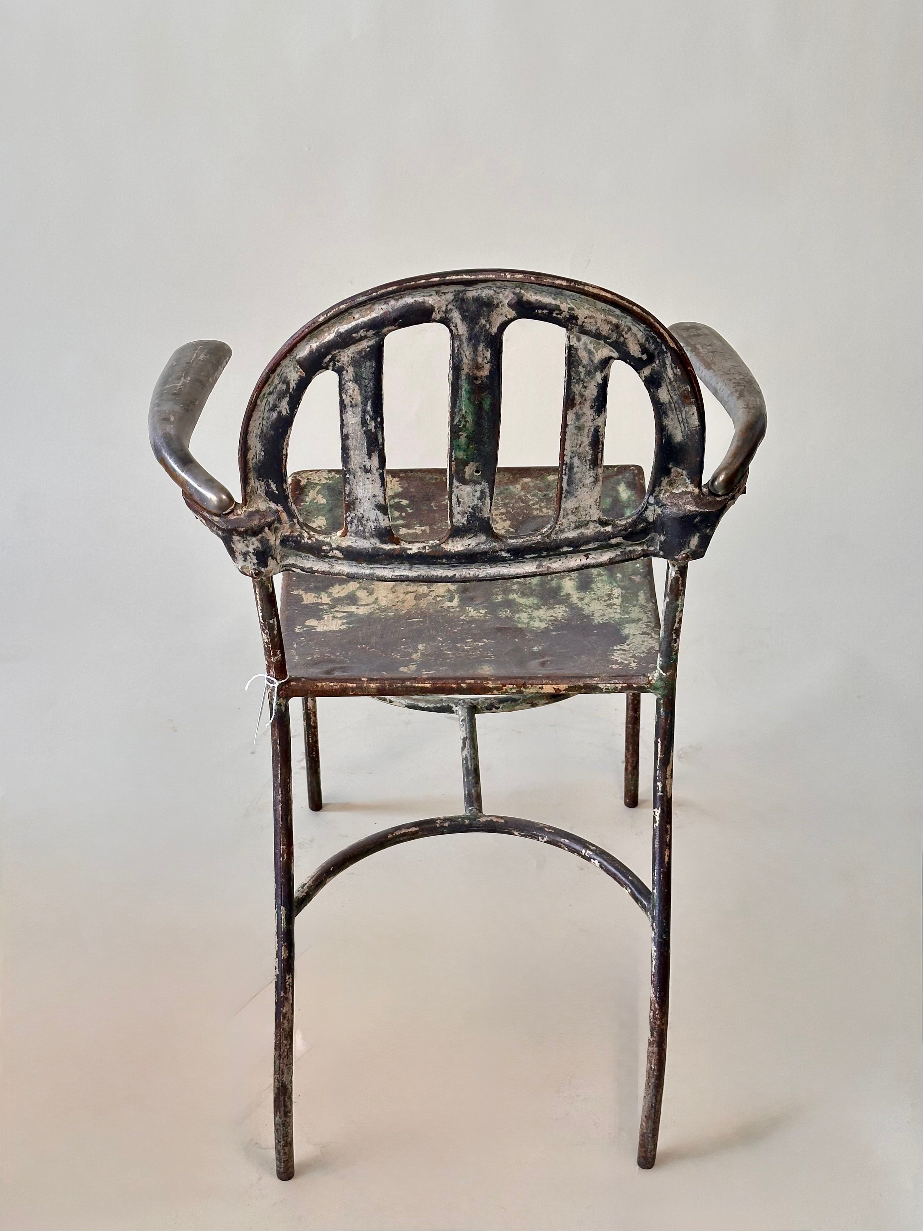 Chaise d’appoint de cabinet dentaire, circa 1930–1950