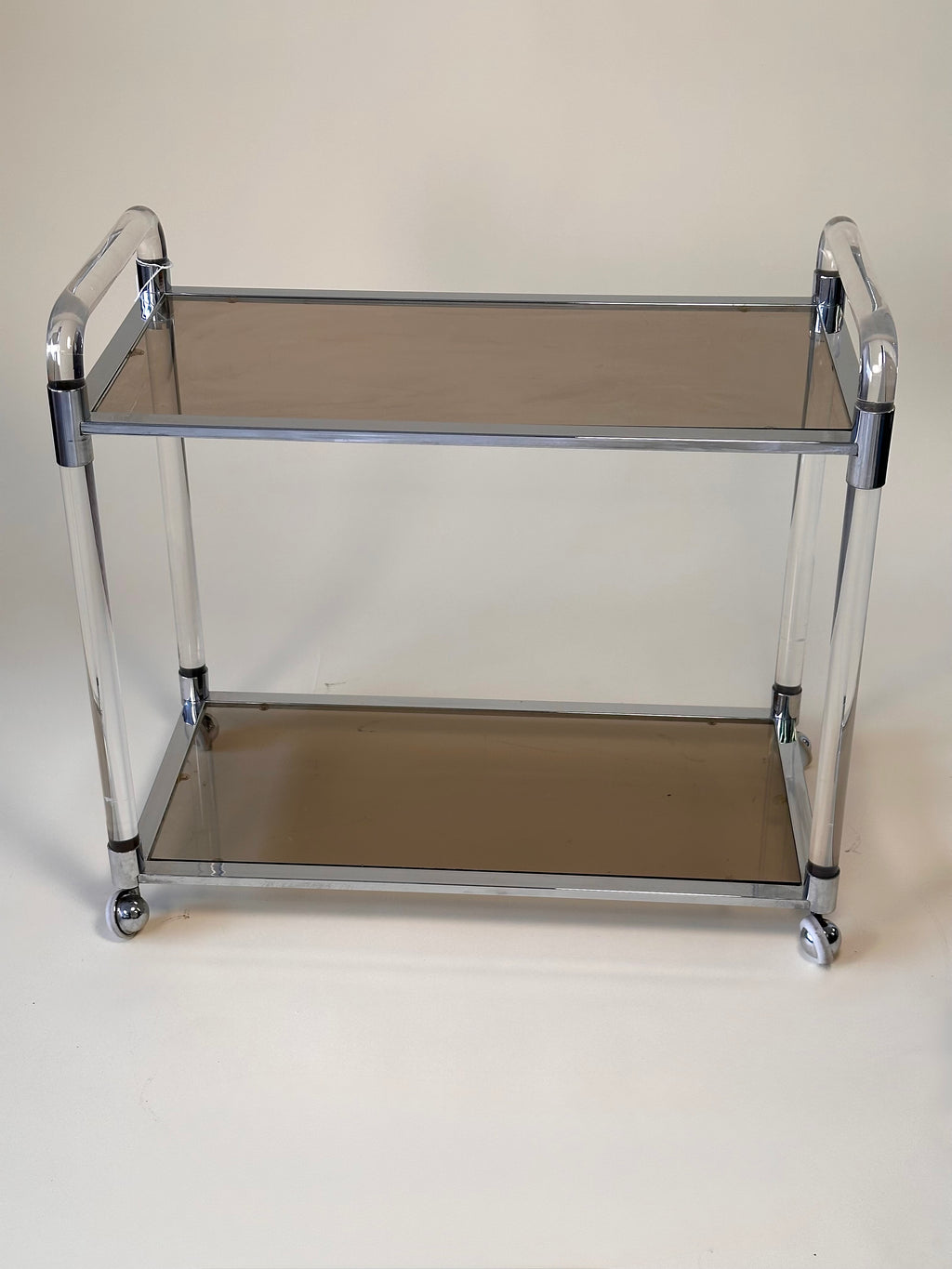 Chariot de bar en lucite