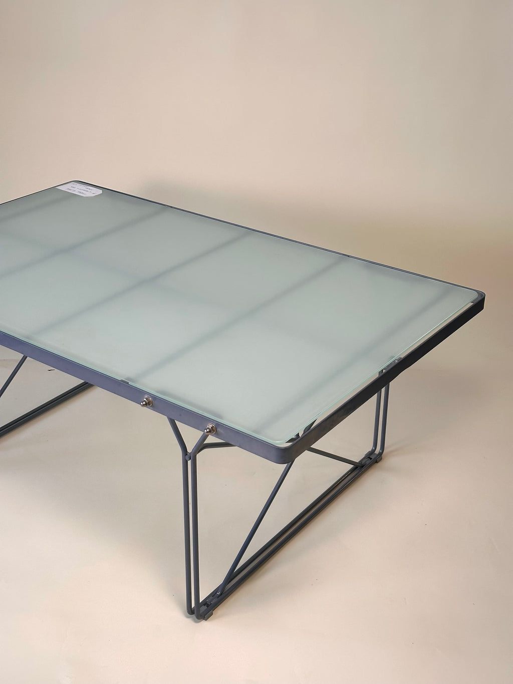 Table à café moment par Niels Gammelgaard pour Ikea