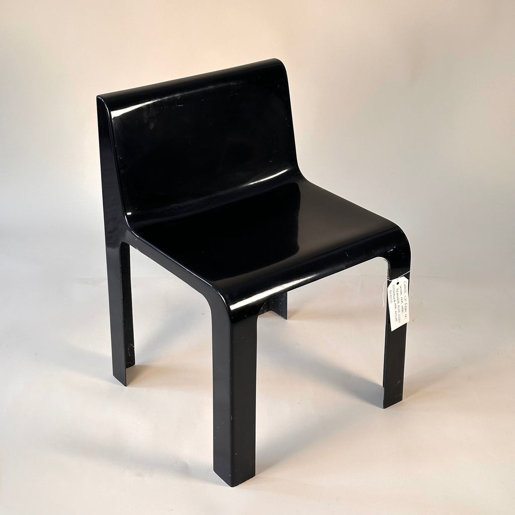 Chaise ozoo 600 par Marc Berthier – édition Roche Bobois
