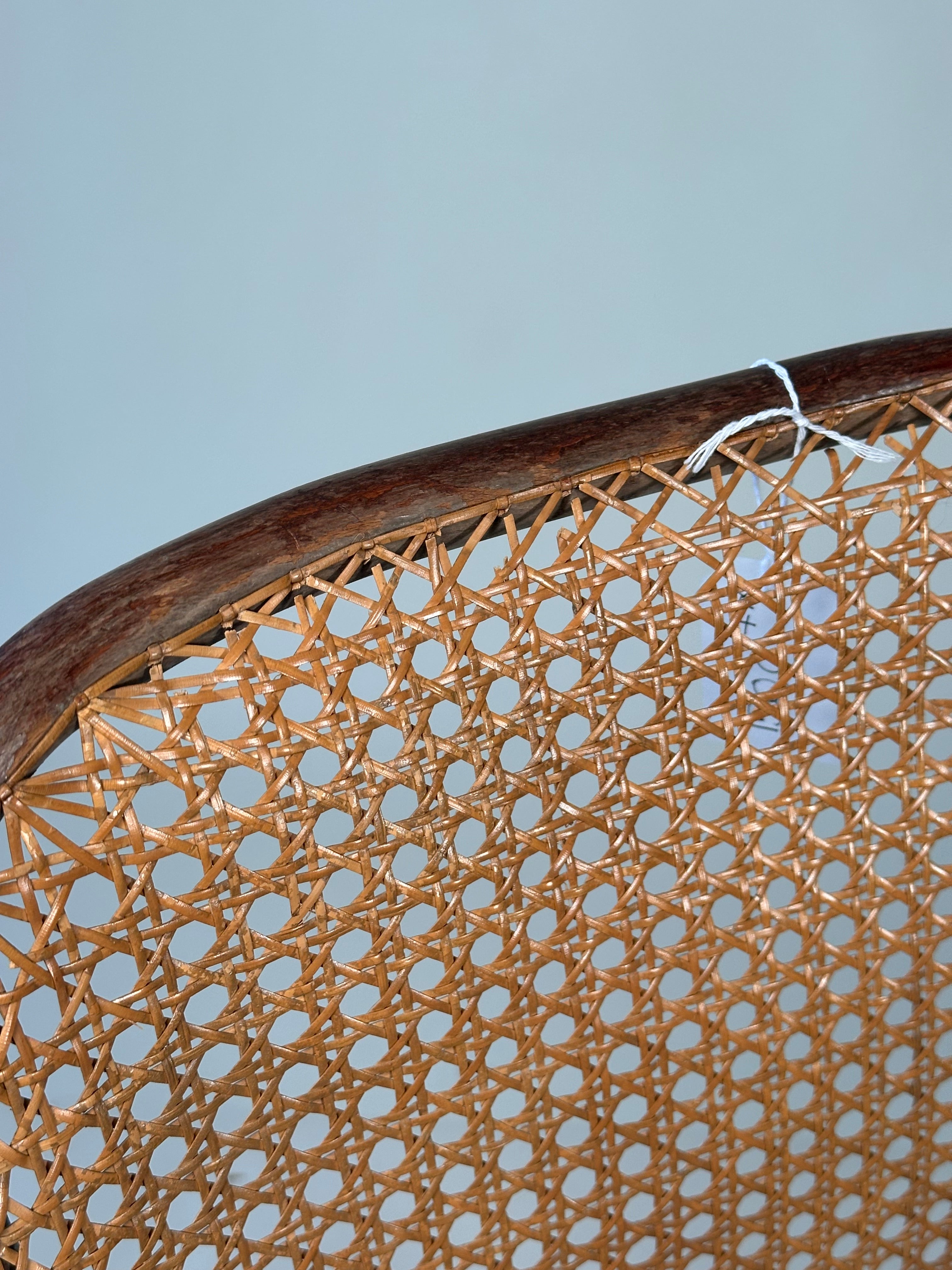 Chaise modèle 811 par ligna drouvania
