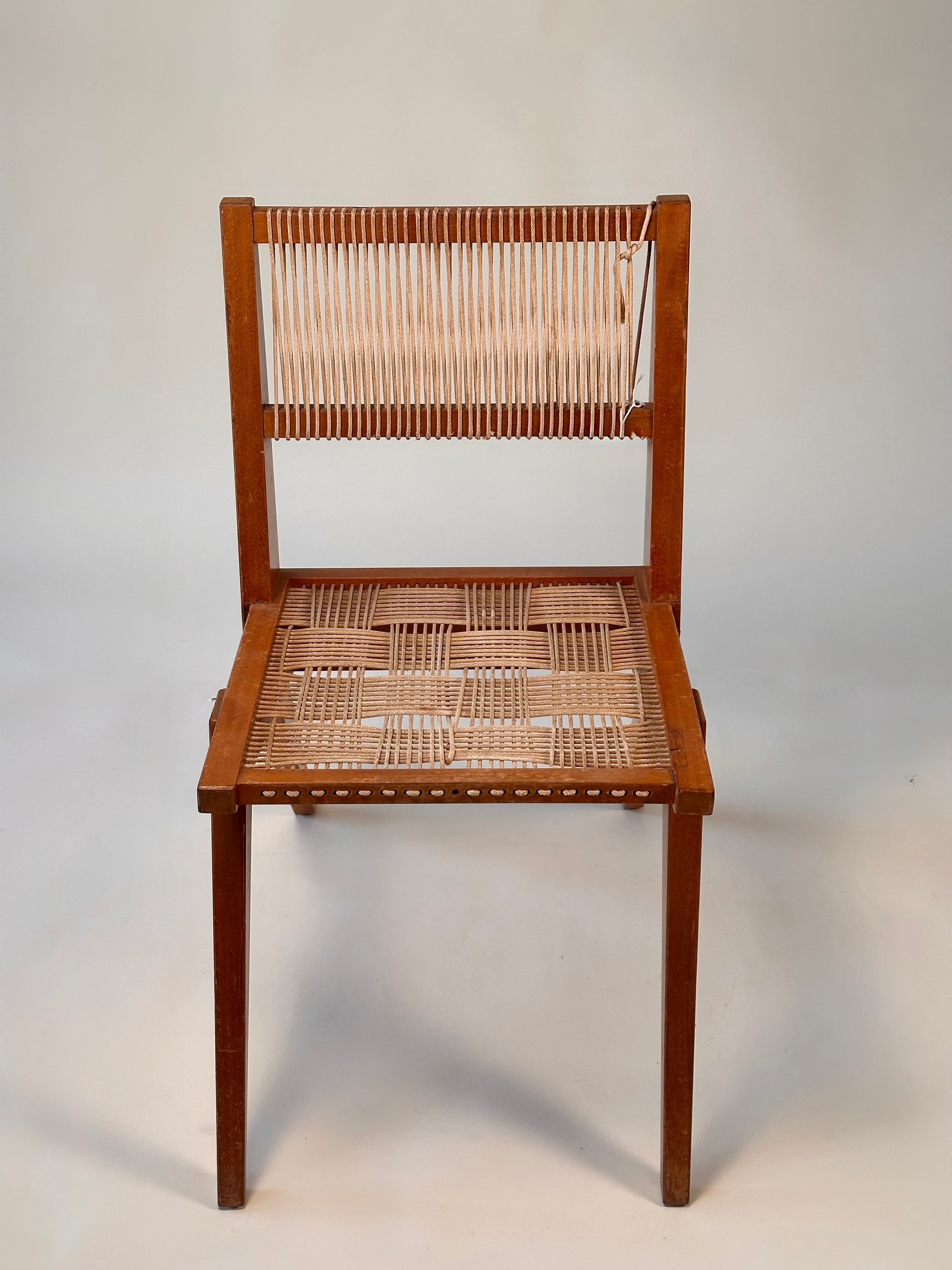 Chaise de côté artisanale, fait au Québec