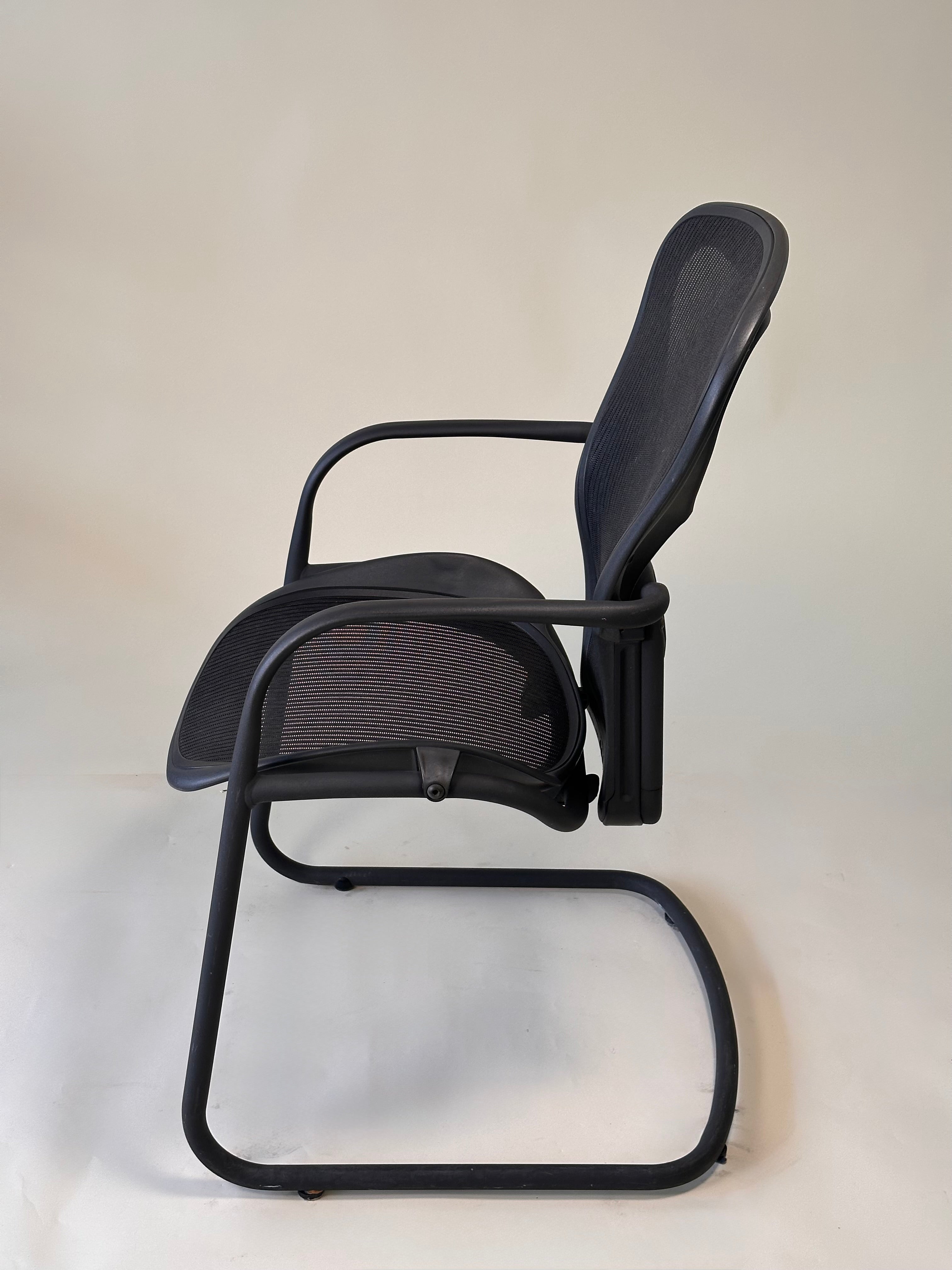 Chaise de bureau aeron par Don Chadwick & Bill Stumpf pour Herman Miller