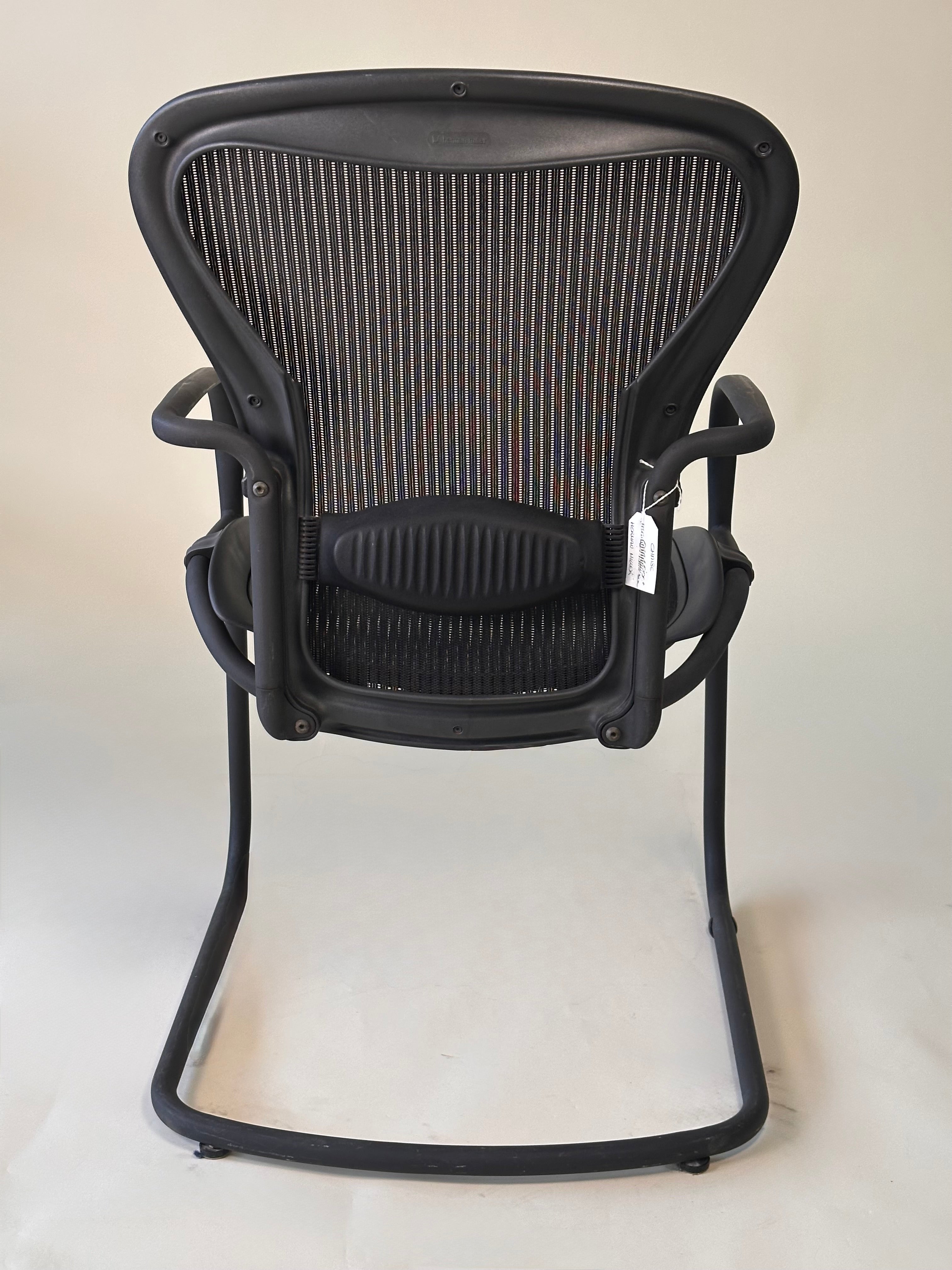 Chaise de bureau aeron par Don Chadwick & Bill Stumpf pour Herman Miller