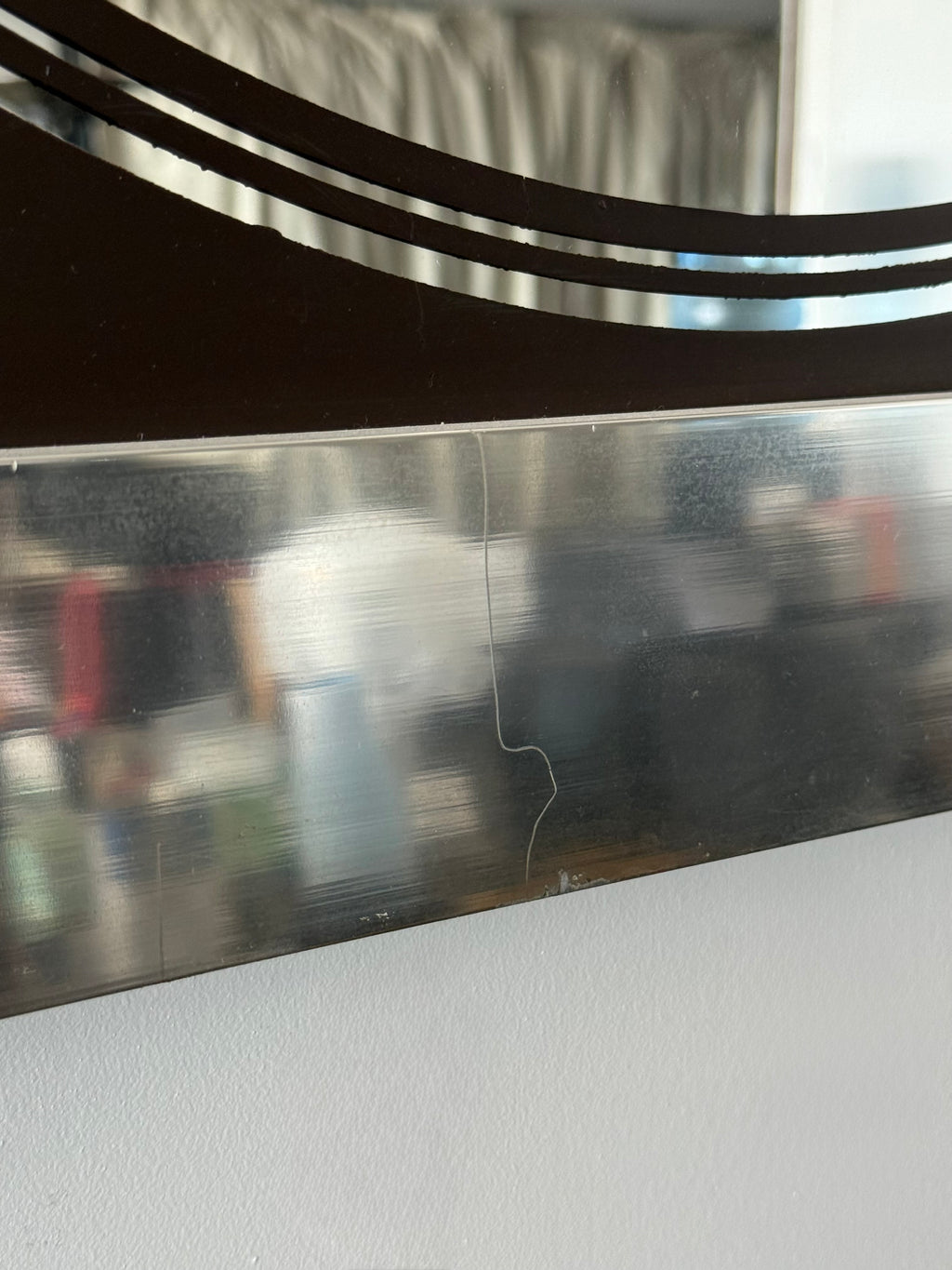 Miroir rétro avec cadrage argentée