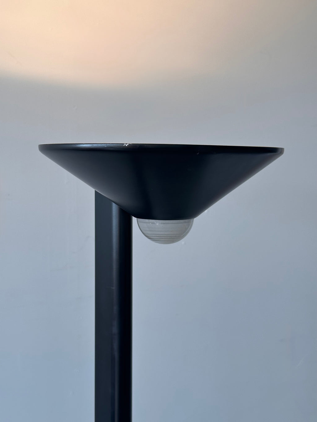Lampe sur pieds ciclope par barbieri Marianelli pour Tronconi Illuminazione, Italie
