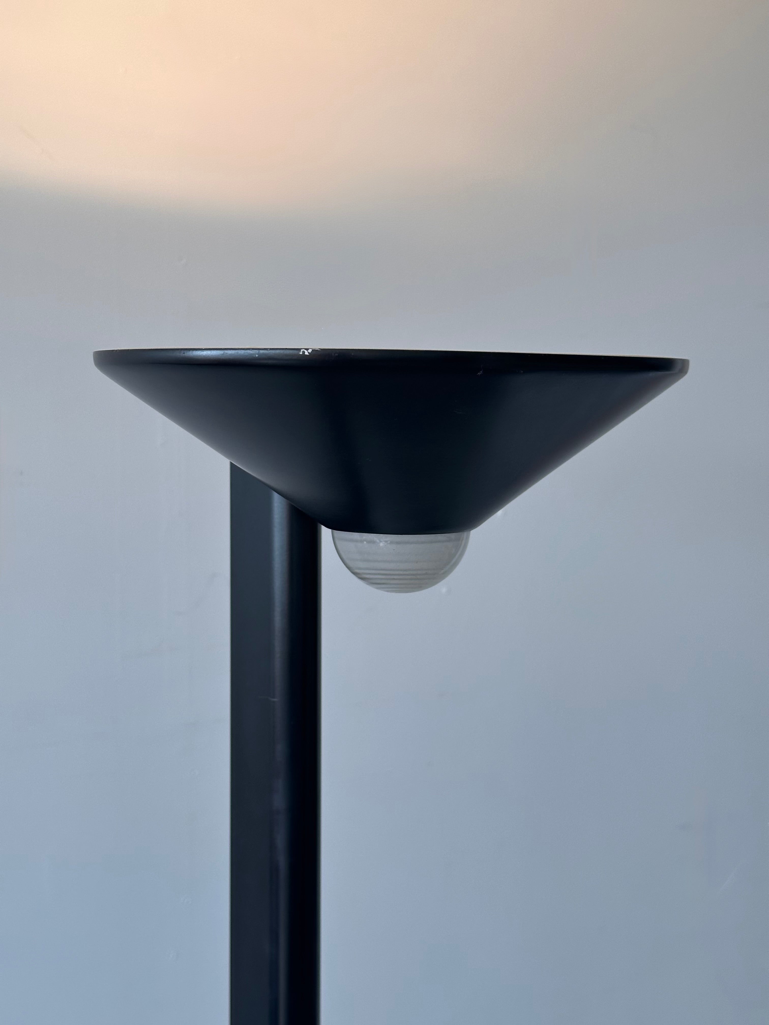 Lampe sur pieds ciclope par barbieri Marianelli pour Tronconi Illuminazione, Italie