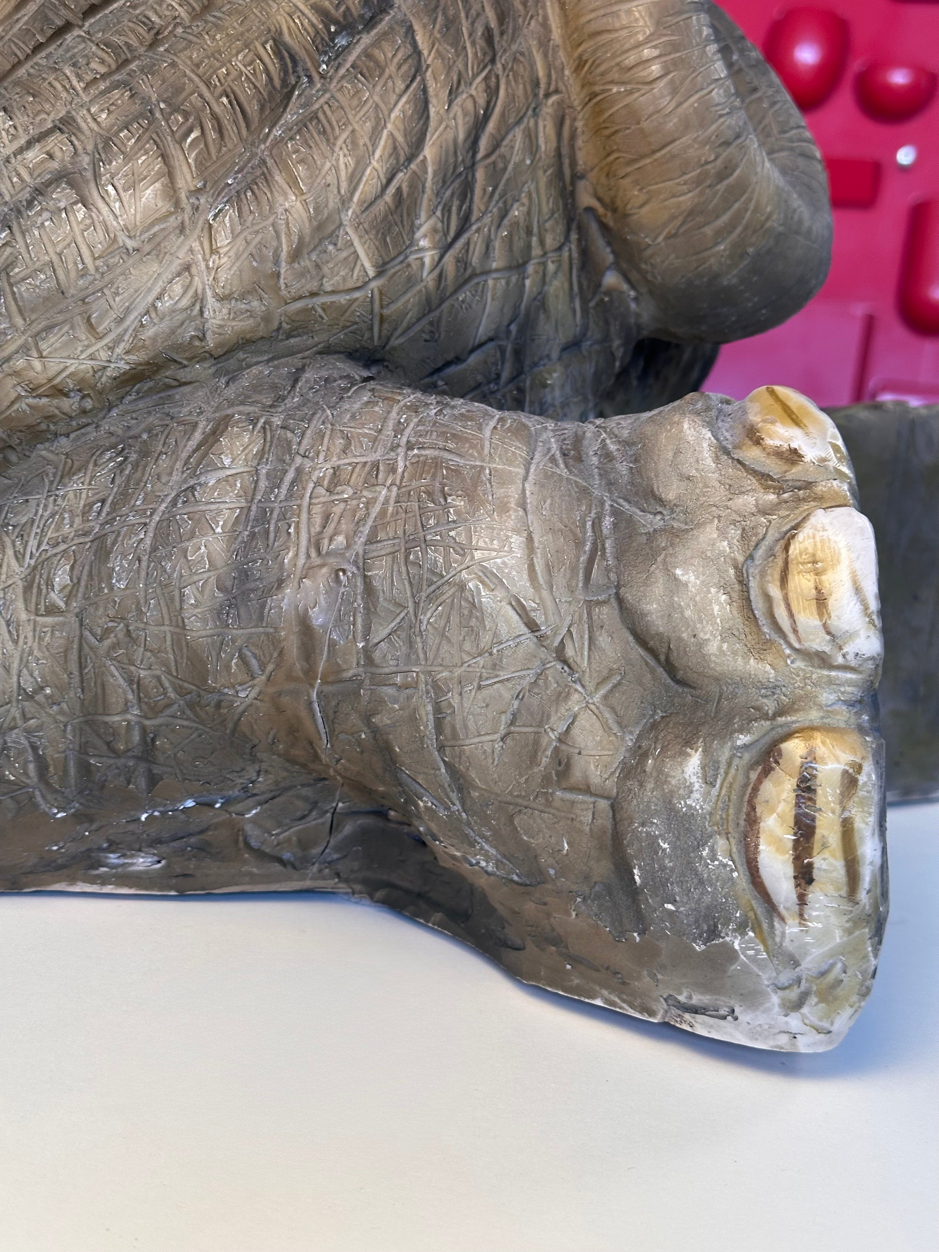 Table à café sculpturale en forme d’éléphant