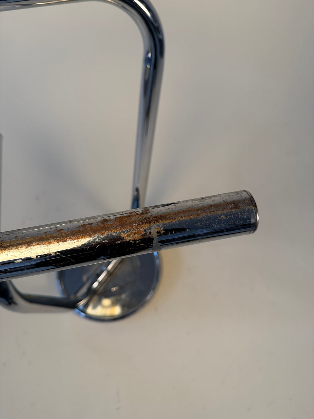 Tabouret paperclip par amisco, fait au Canada 1970