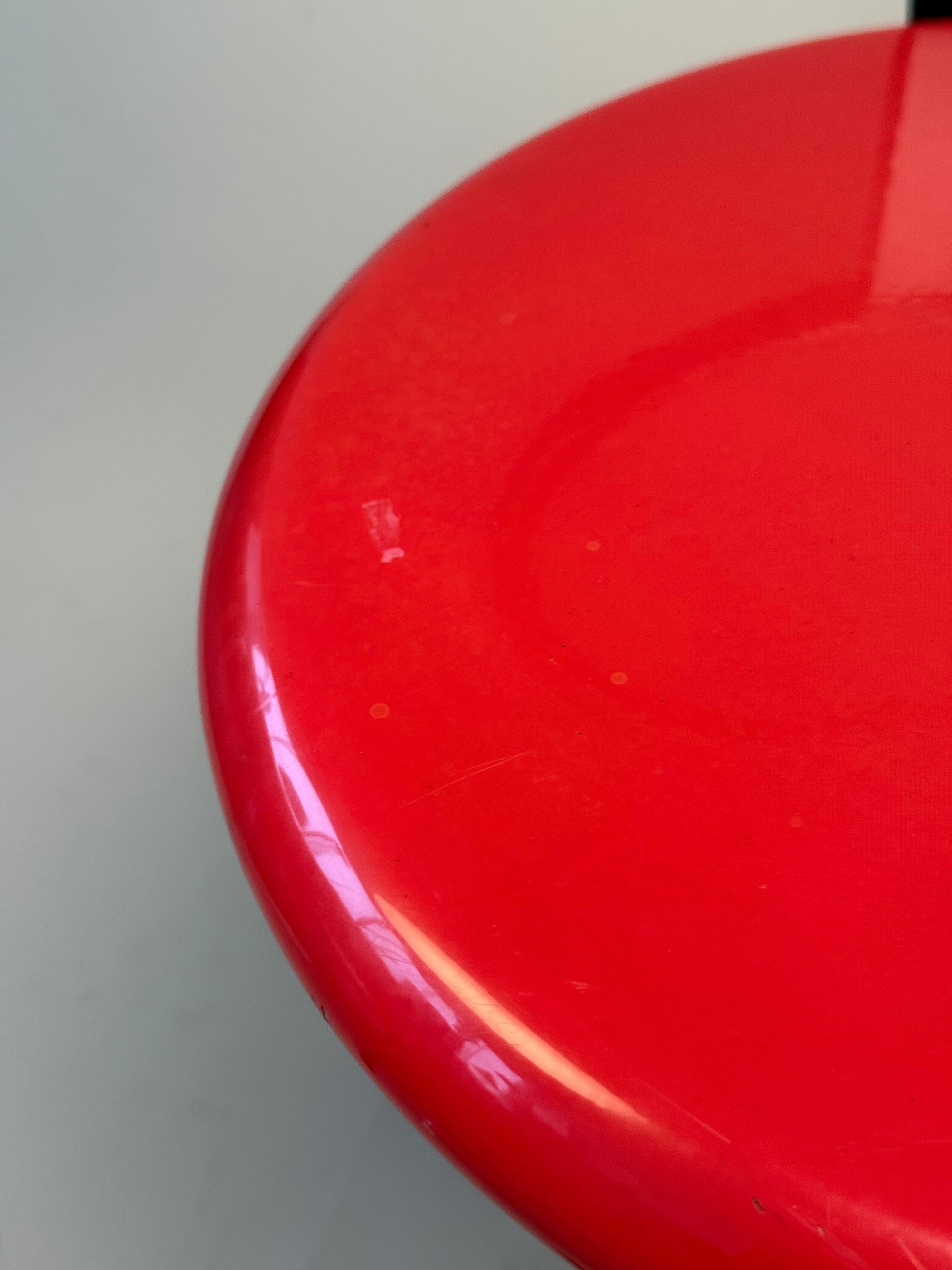 Petite chaise pivotante postmoderne par Amisco, Québec, circa 1990