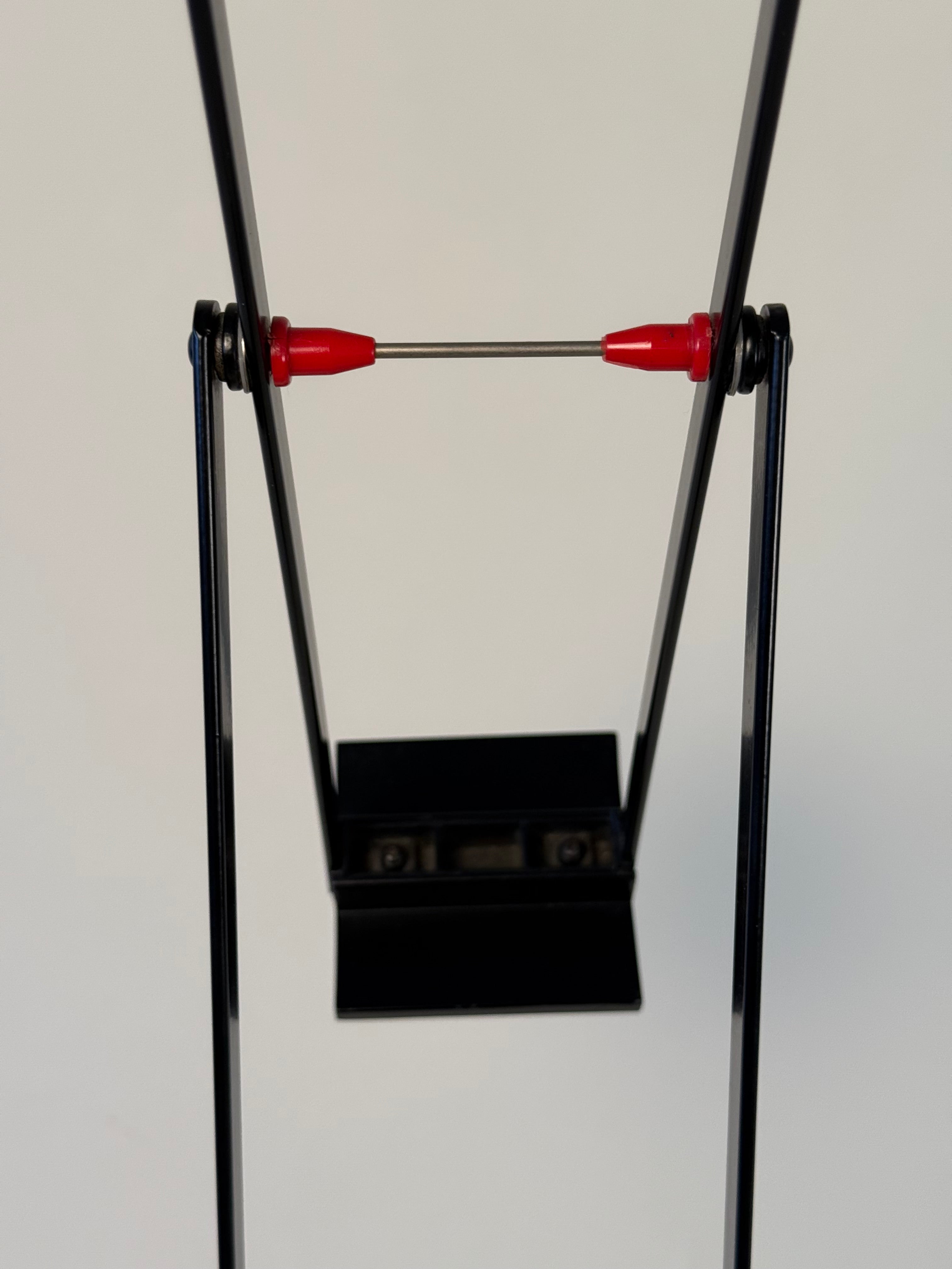 Lampe de bureau "Tizio" par Richard Sapper pour Artemide, fait en Italie 1972
