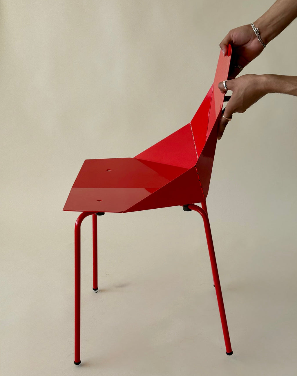 Chaise "Real good" par Blu Dot
