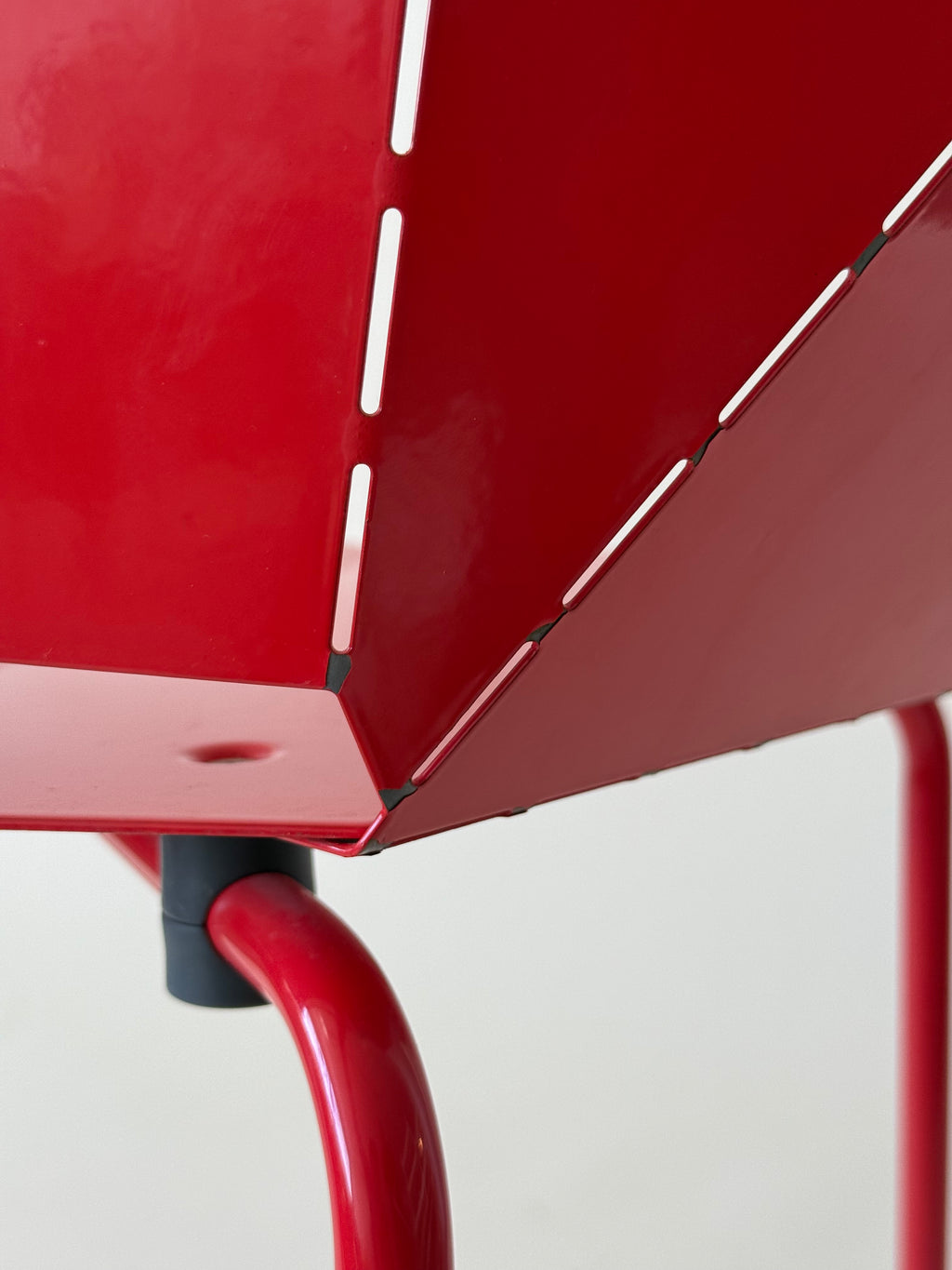 Chaise "Real good" par Blu Dot