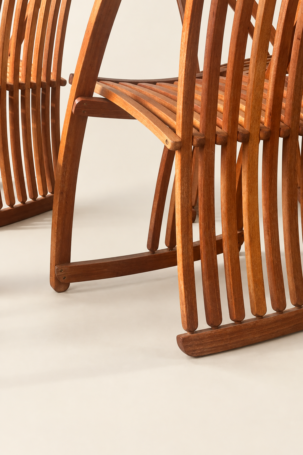 Ensemble de quatre chaises, vue 2