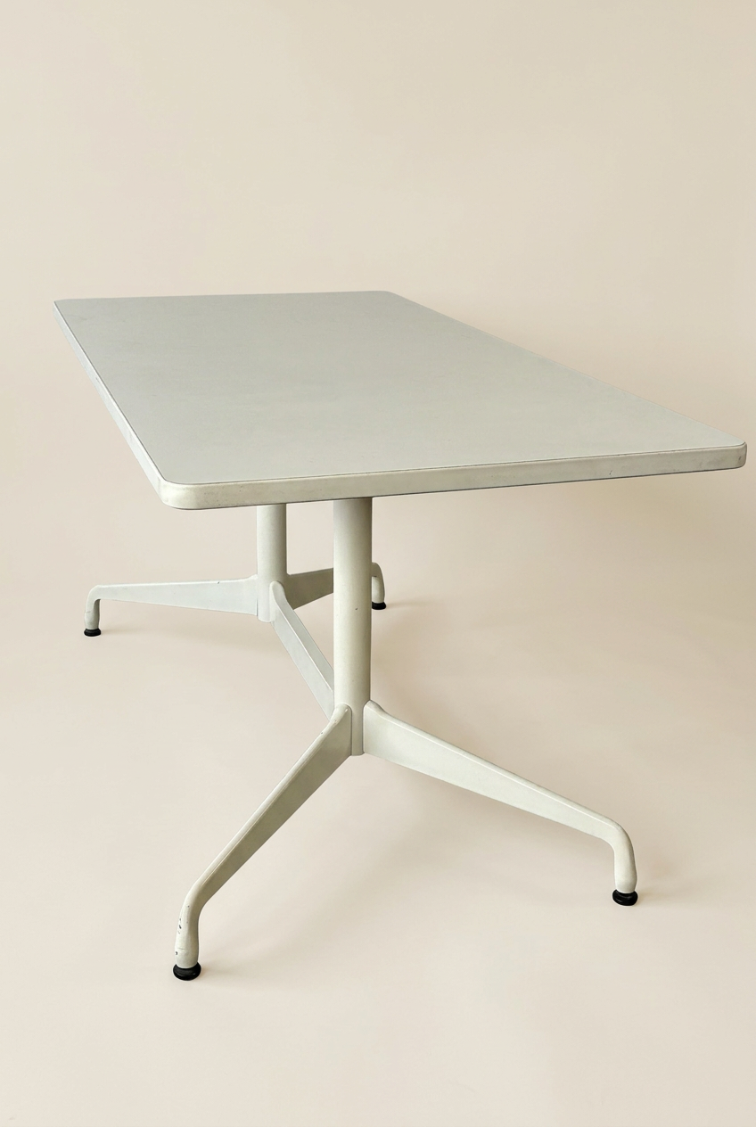 Photo 10 sur fond beige